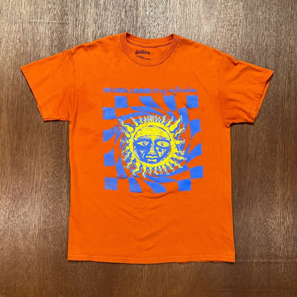 Sublime 40 oz to Freedom Sun Graphic Retro T-Shirt Orange Medium 100% Cotton